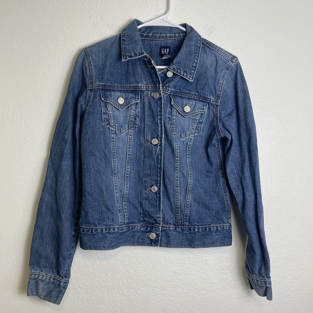 Gap 1969 Womans Denim Trucker Jacket Size Medium  Wash Blue Cotton RN54023